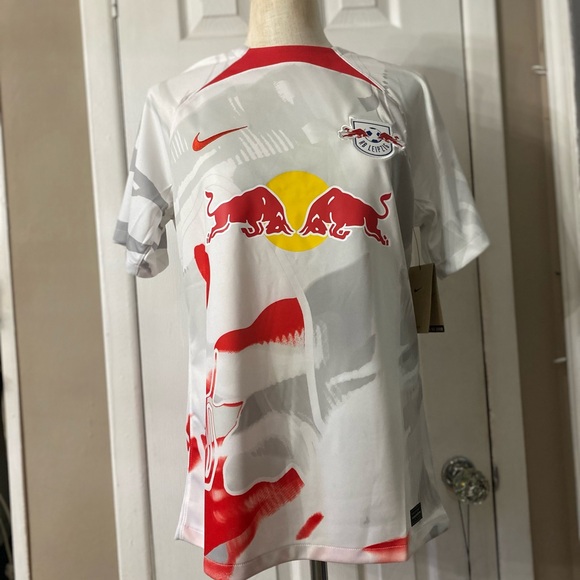 New Nike Red Bull Leipzig 2022-2023 Home Jersey - Picture 2 of 7